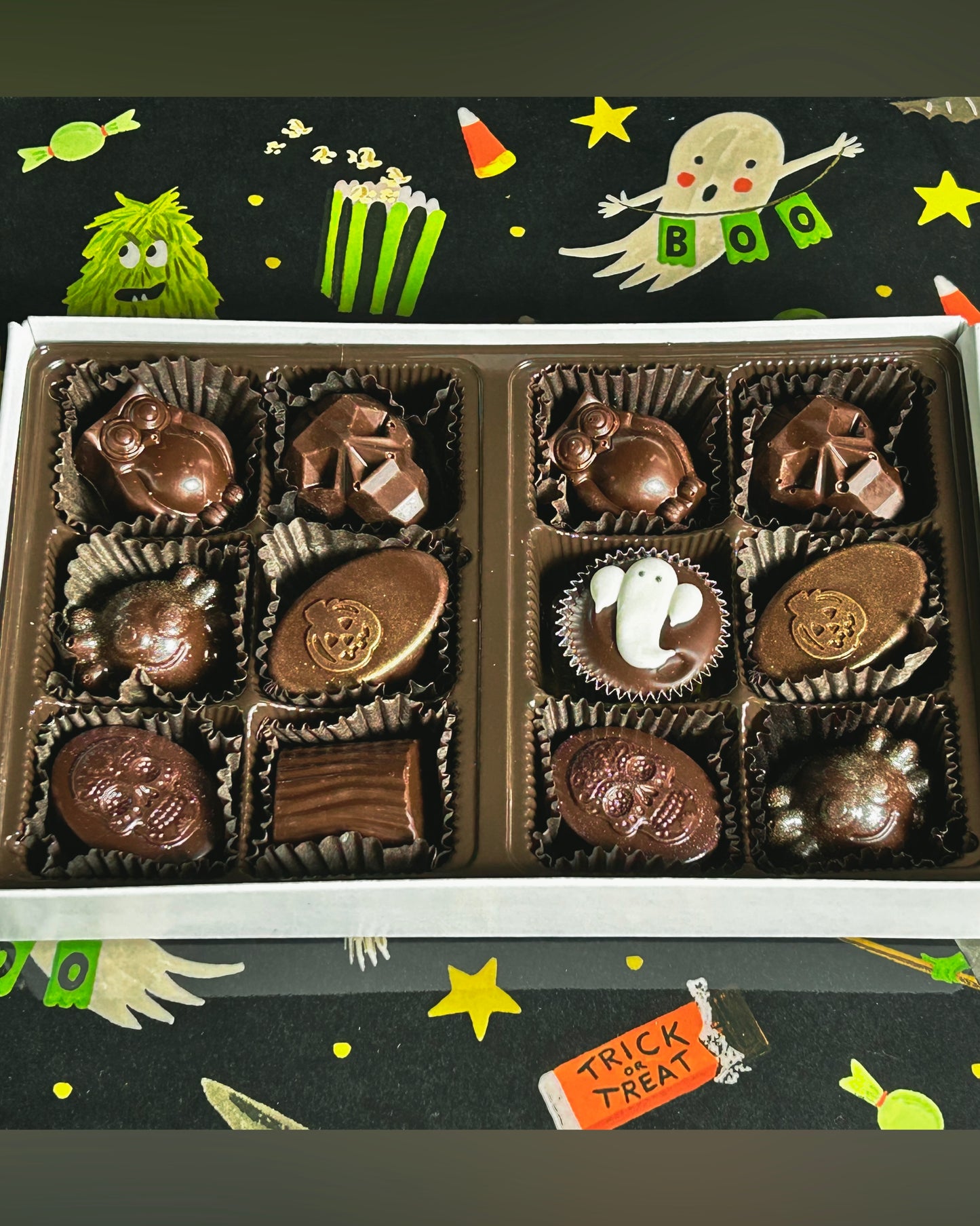 Halloween Sampler Chocolates Box - Medium