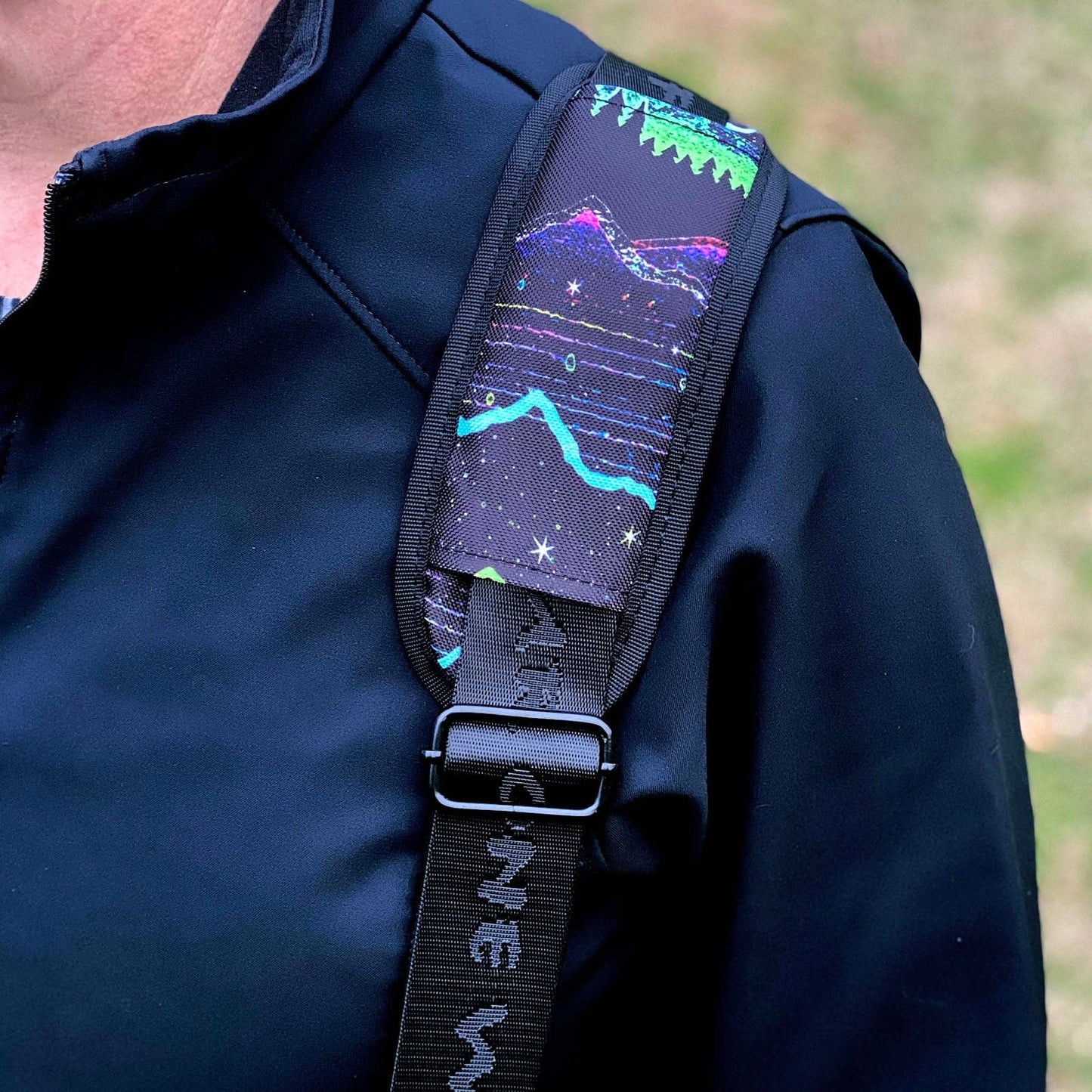 Mountain Pulse Tech Tote