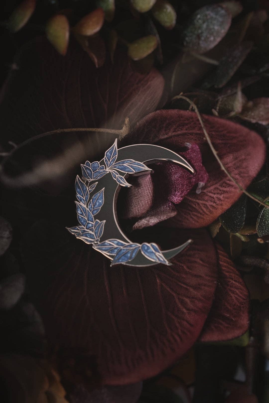 Lively Ghosts - Ethereal Moon Pin